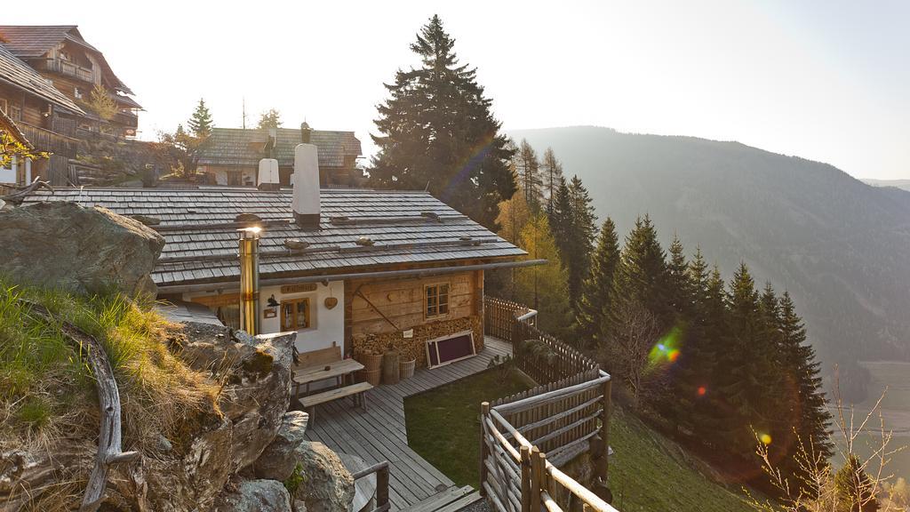 Hotel Almdorf Seinerzeit Wiedweg Exterior foto
